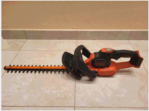 Black and decker tagliasiepi 18v (per ricambi)